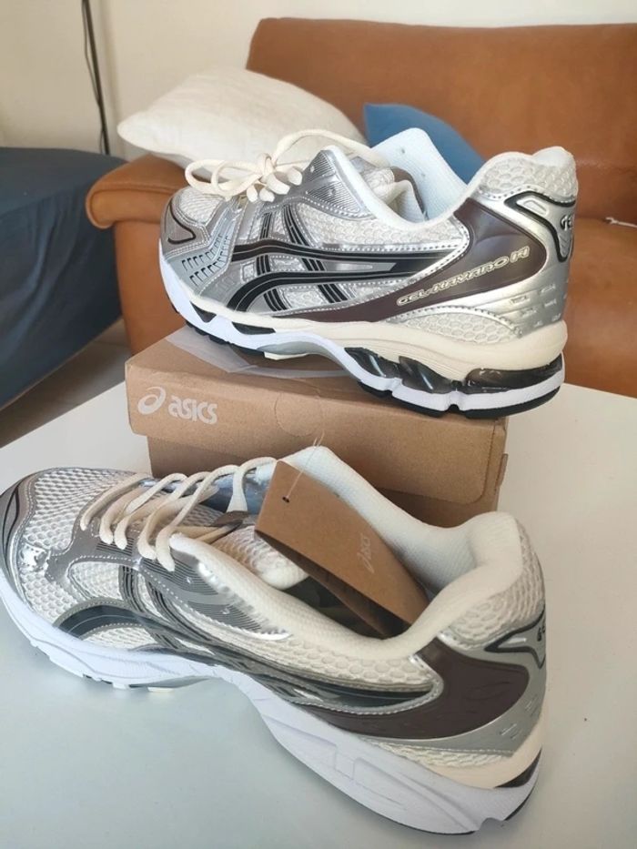 Asics kayano 14  43.5 - photo numéro 2