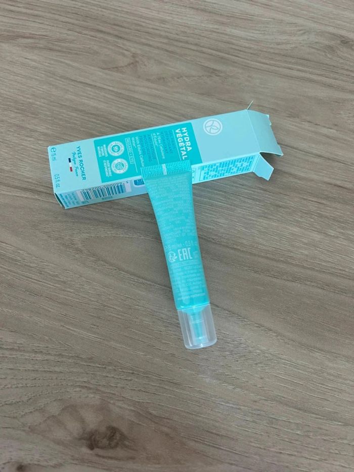 🌿 Gel Yeux Hydra Végétal Yves Rocher 🌿 - photo numéro 6