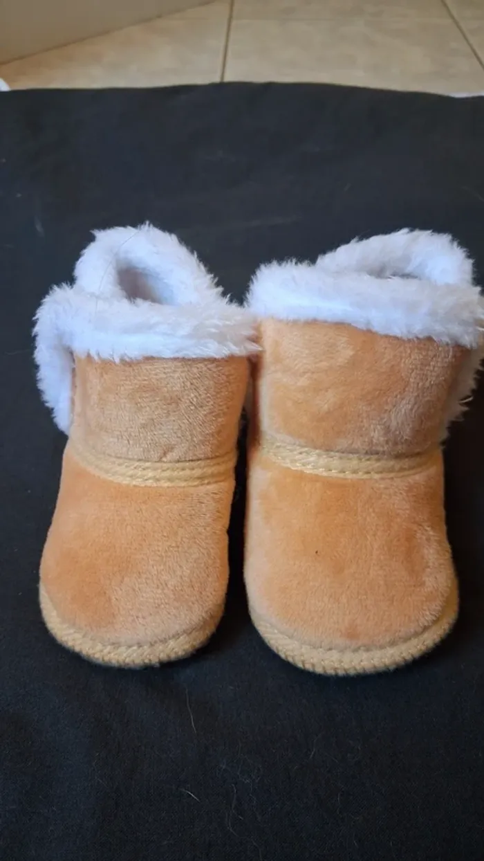 Chaussures bébé - photo numéro 2