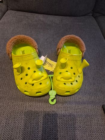 Crocs shrek pointure 39/40 neuve