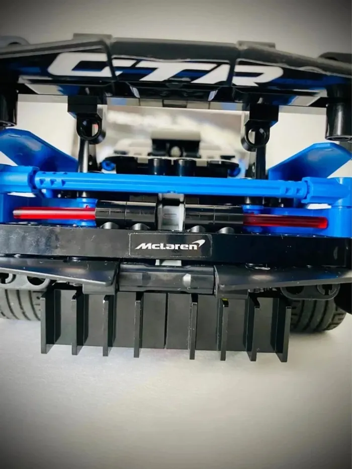 LEGO Technic 42123 - McLaren Senna GTR - Complet avec Notice - photo numéro 9