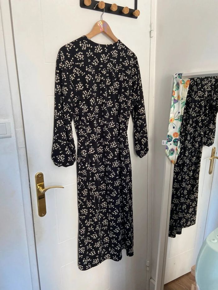 Robe longue ample à boutons avec poches Noir à fleurs Uniqlo Taille S - photo numéro 2