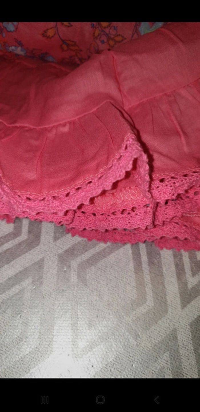 Robe rose avec fleurs taille 9 ans - photo numéro 8