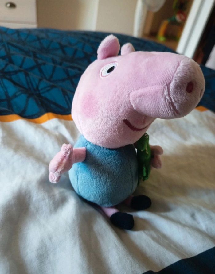 Peluche George Peppa Pig - photo numéro 2