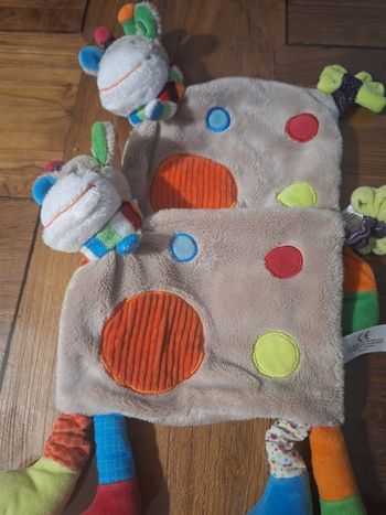 2 Doudous vache simba toys