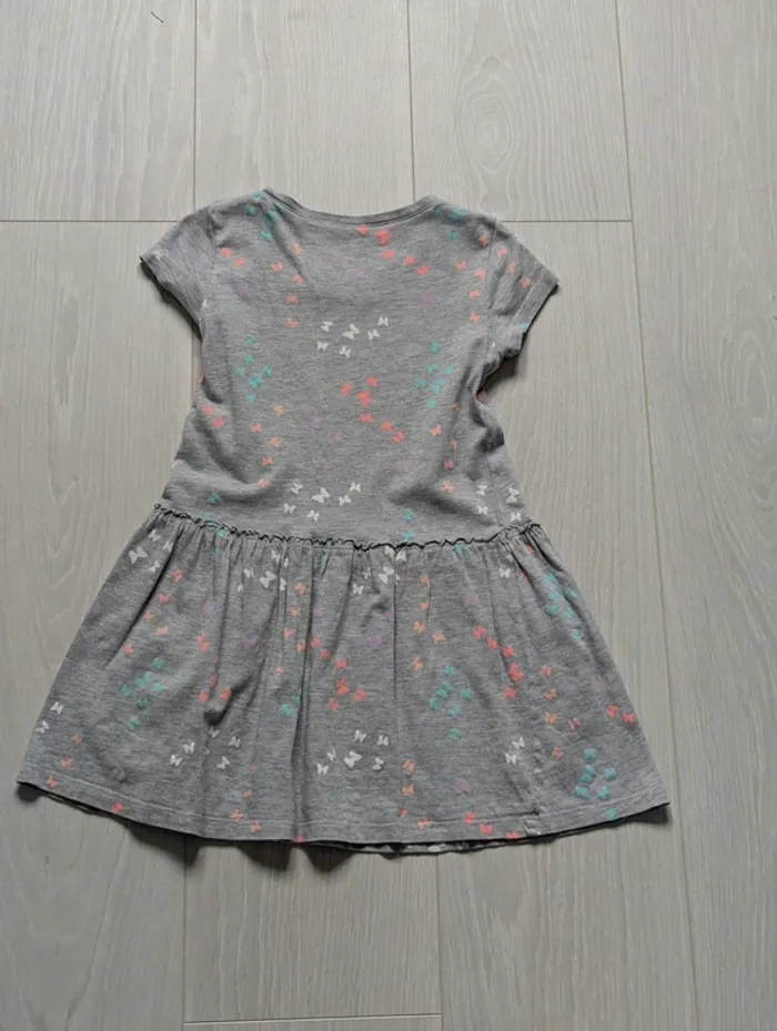 Robe papillon H&M 5/6ans - photo numéro 3
