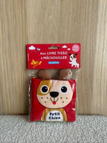 Livre tissu à mâchouiller petit chien