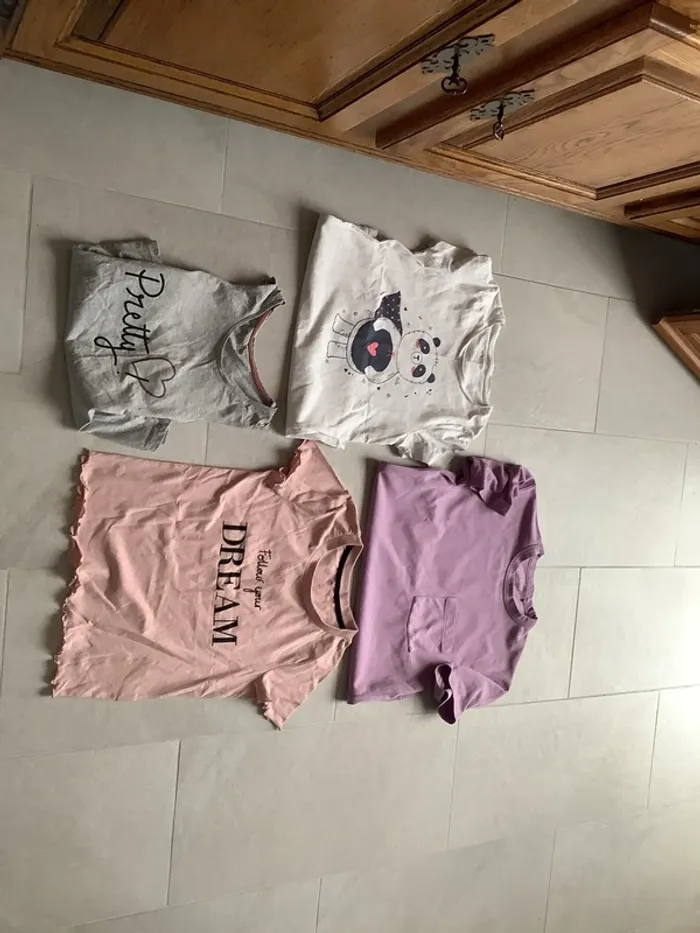 T-SHIRT