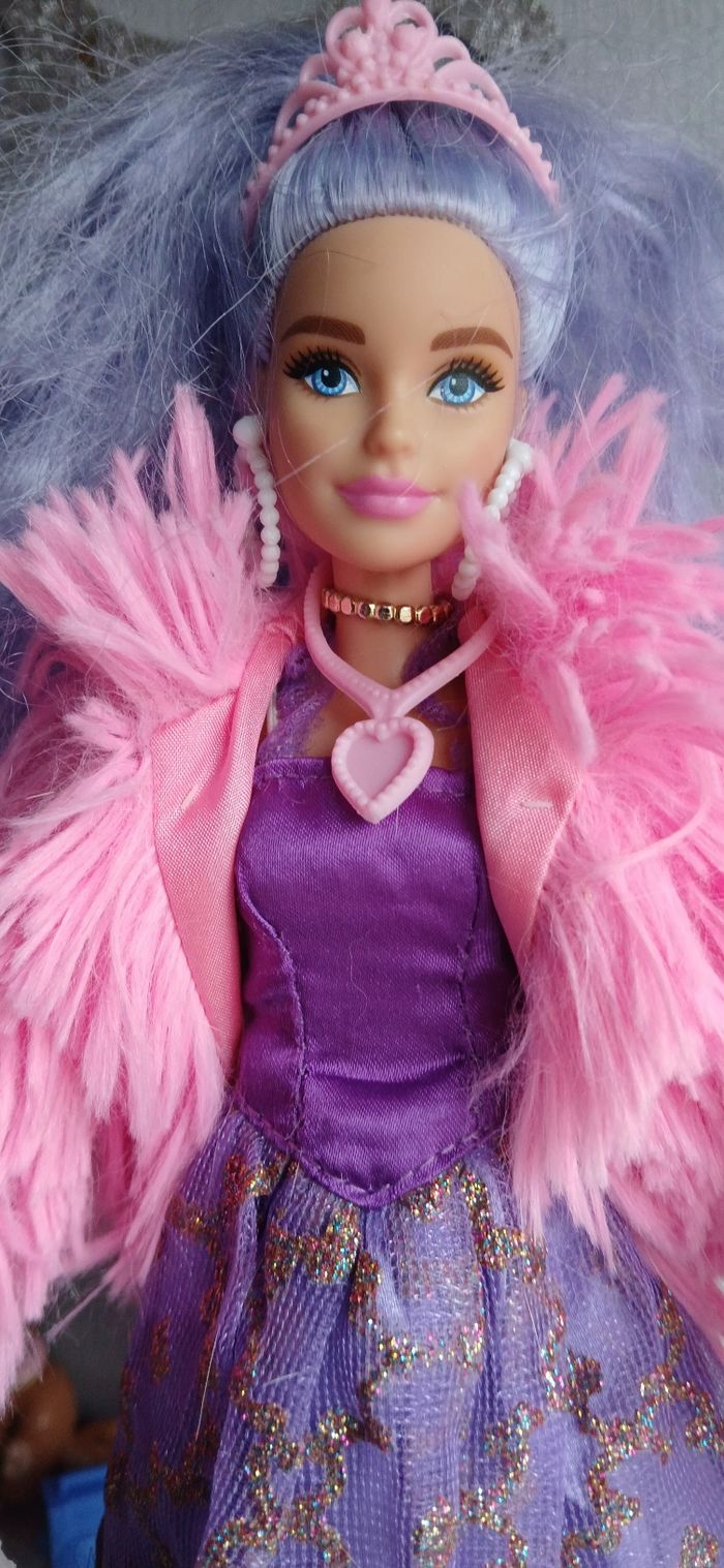 Lot barbies extra - photo numéro 4