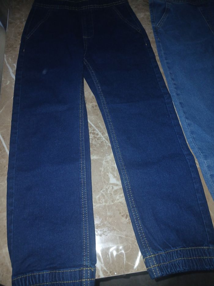 Lot 2 jeans garçon 8ans - photo numéro 5