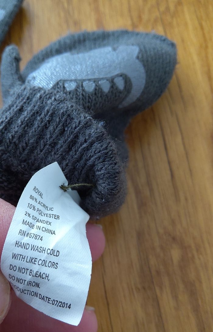 Bonnet et gants kaki dinosaure - photo numéro 3