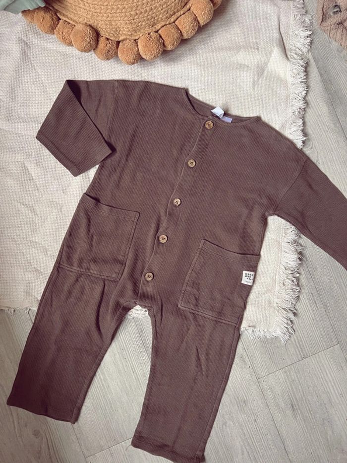 Combinaison Zara marron texturé 98 cm mixte unisexe