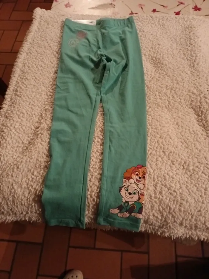 Leggings fille Paw patrol taille 6 8 ans