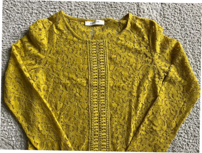 Teeshirt manches longues dentelles couleur jaune taille M marque Promod - photo numéro 2