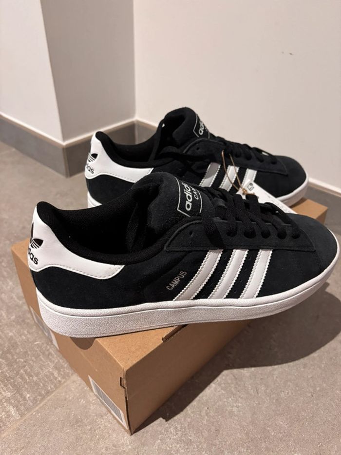 Baskets Adidas Campus 2 Taille 42 2/3
