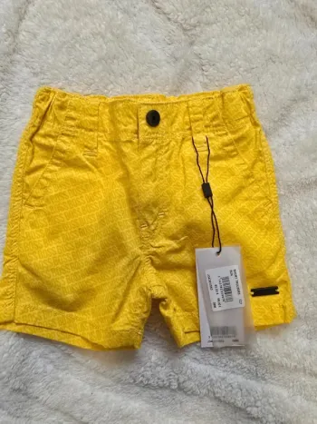 Short Hugo Boss jaune 6 mois