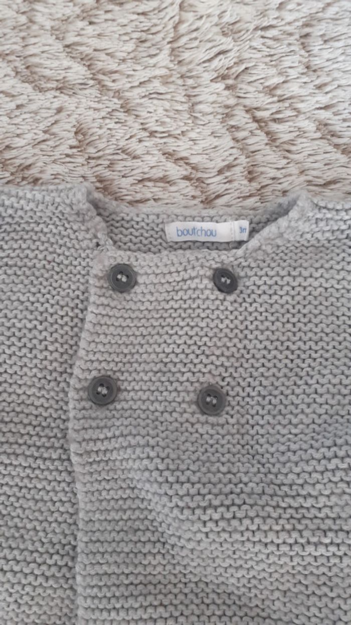Lot de 4 pulls/gilets 3 mois - photo numéro 11