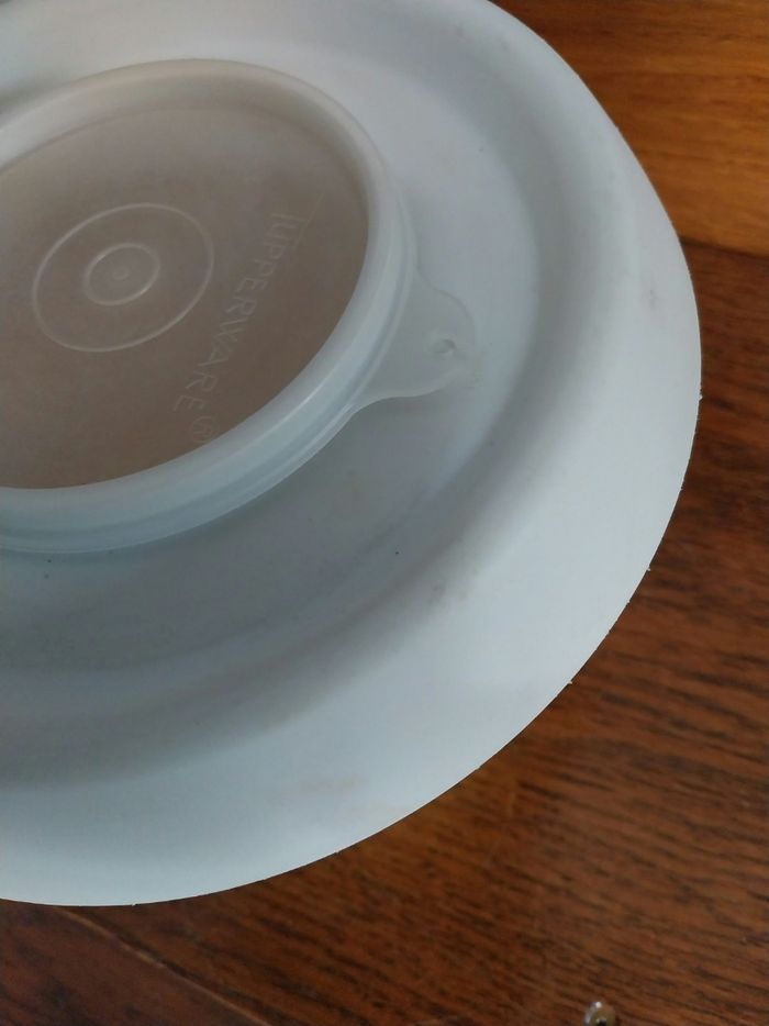 Grand bol batteur mélangeur vintage Tupperware - photo numéro 4