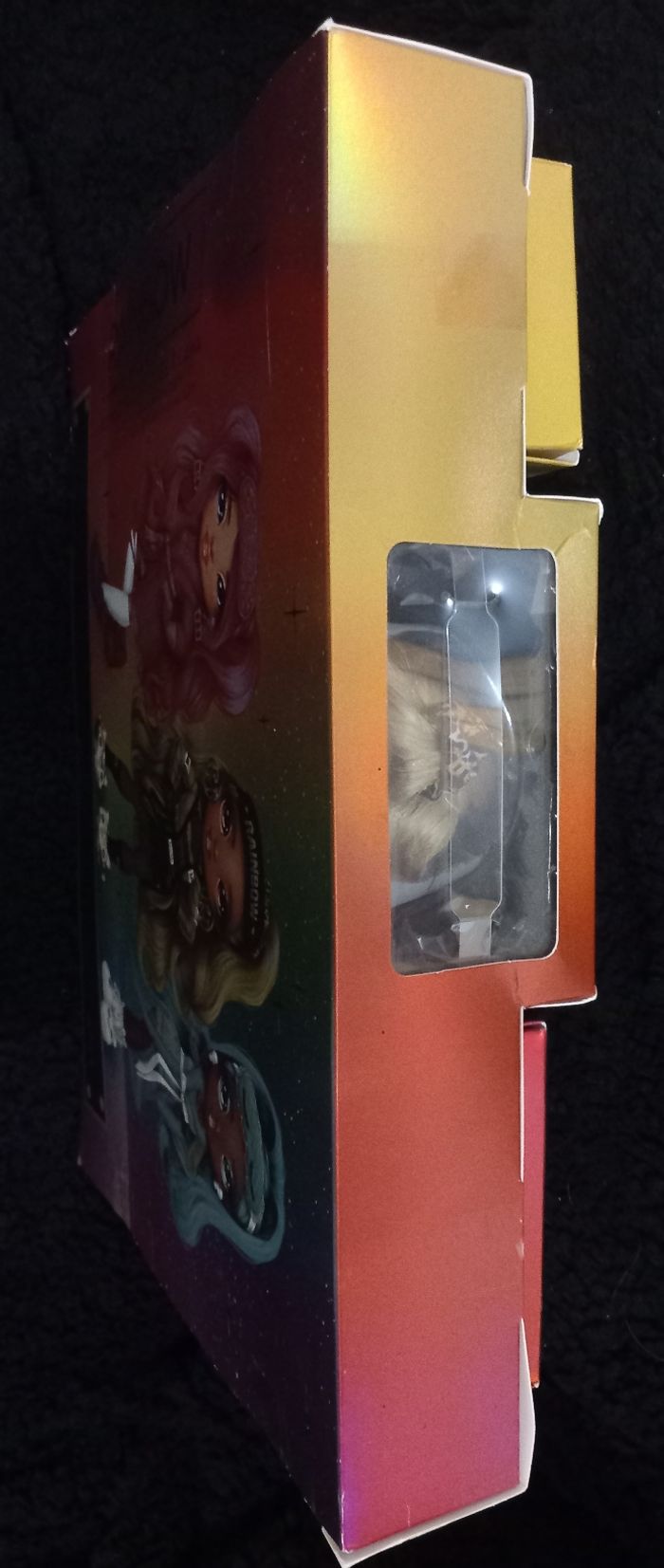 Poupée rainbow high édition spéciale Slumber Party Marisa Golding - photo numéro 4