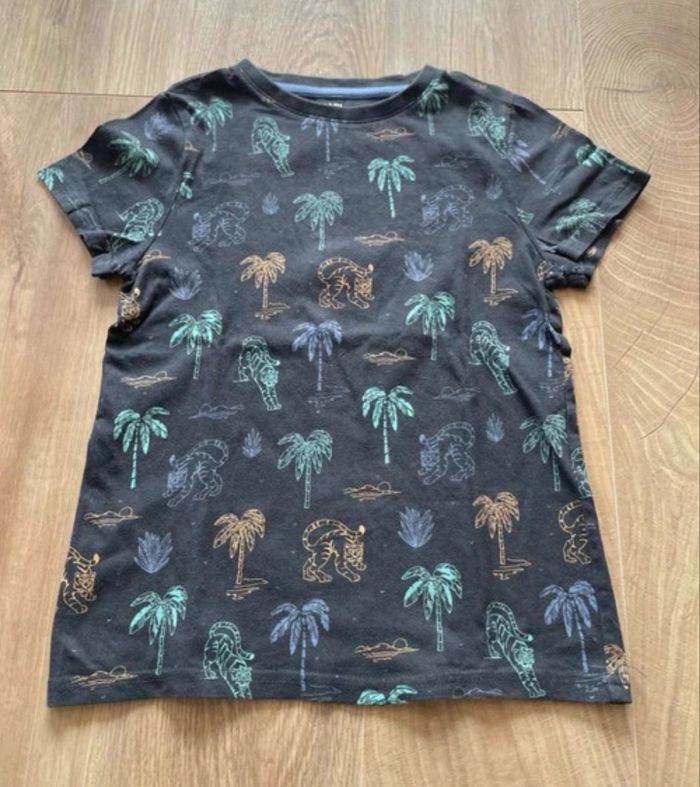 Lot de 8 tee shirt garçon taille 8 ans - photo numéro 8