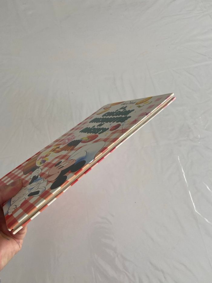 Livre de Recettes Disney Vintage – “La Cuisine Enchantée de Mickey” - photo numéro 4
