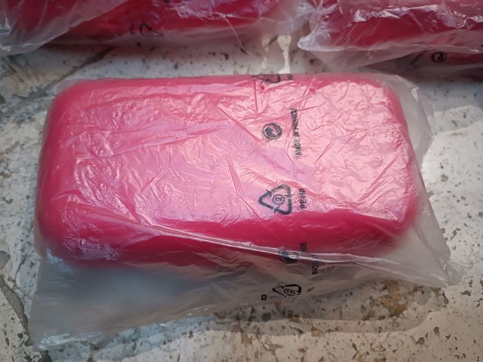 NEUF - Tupperware, lot de 3 boîtes à bêtises 22*12 cm - photo numéro 2