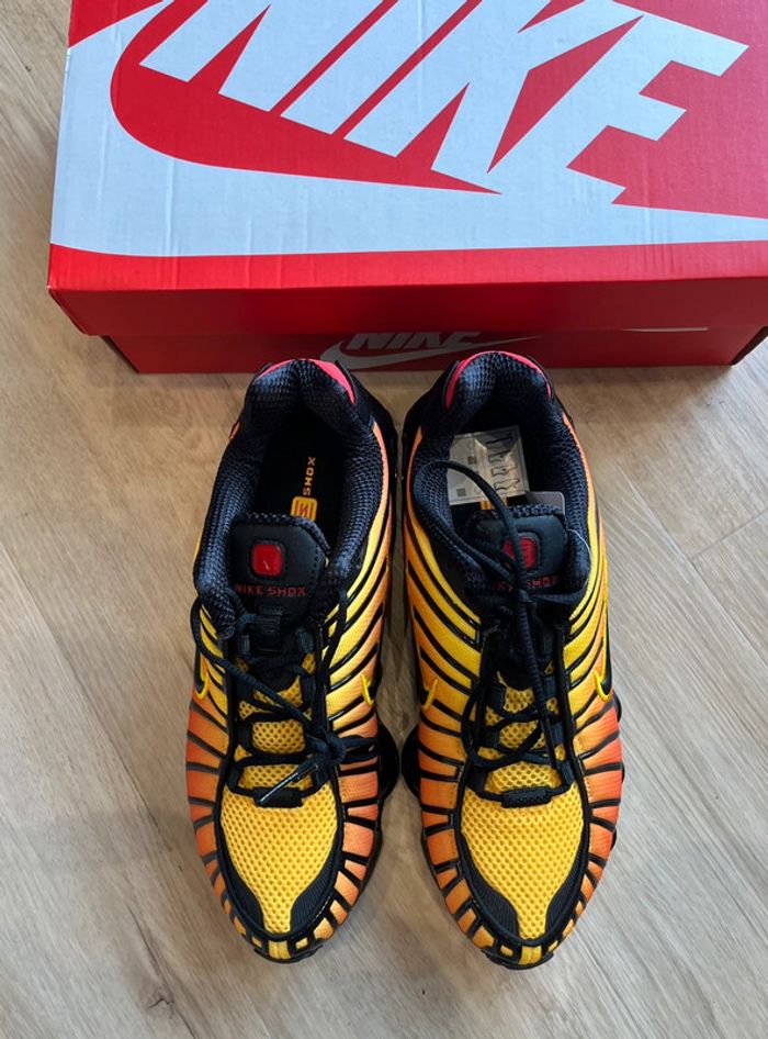 Nike Shox TL Sunrise 38 - photo numéro 2