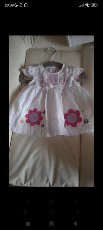 Jolie Robe fleurs 3/6 mois