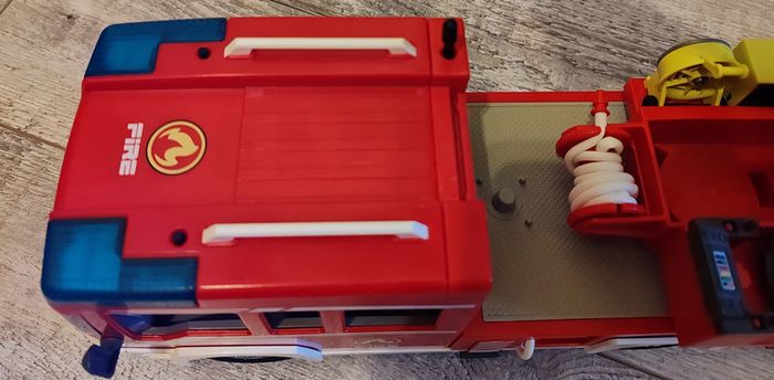 camion grande échelle pompier Playmobil - photo numéro 5