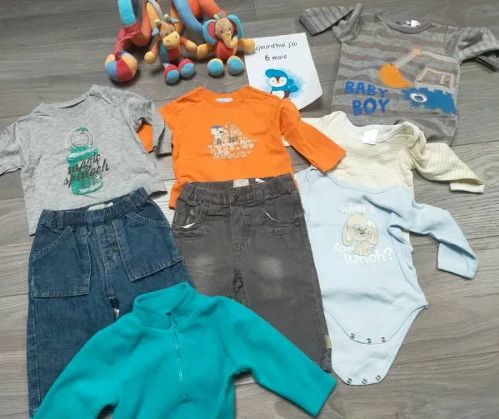 Lot de vêtements hiver garçon 6 mois