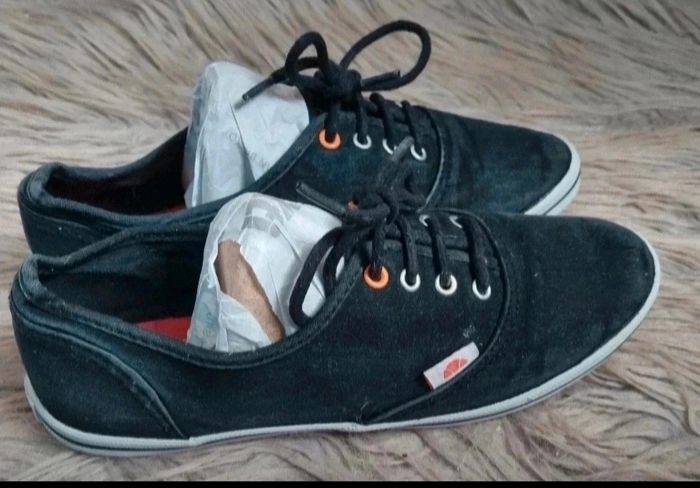 Basket basse Ellesse 37 - photo numéro 2