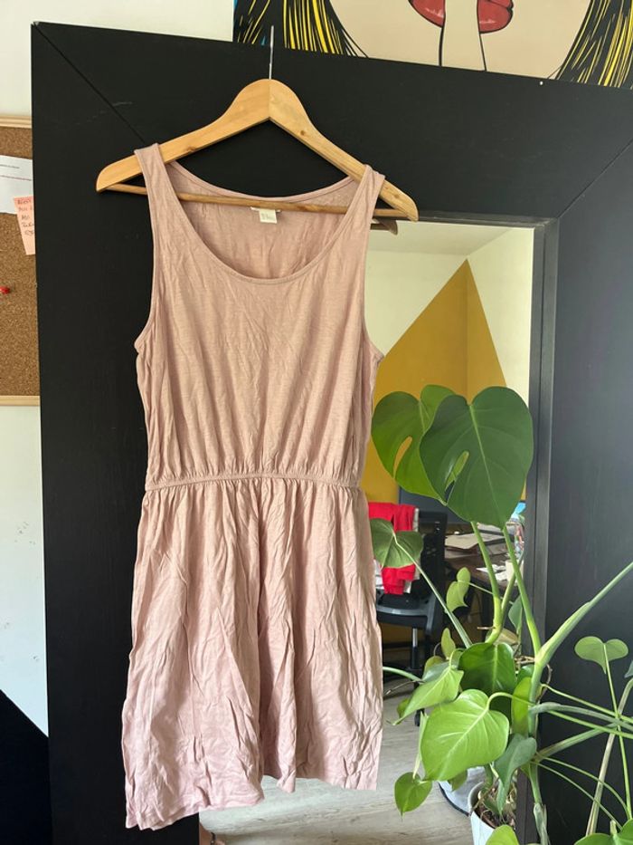 Robe été rose poudré