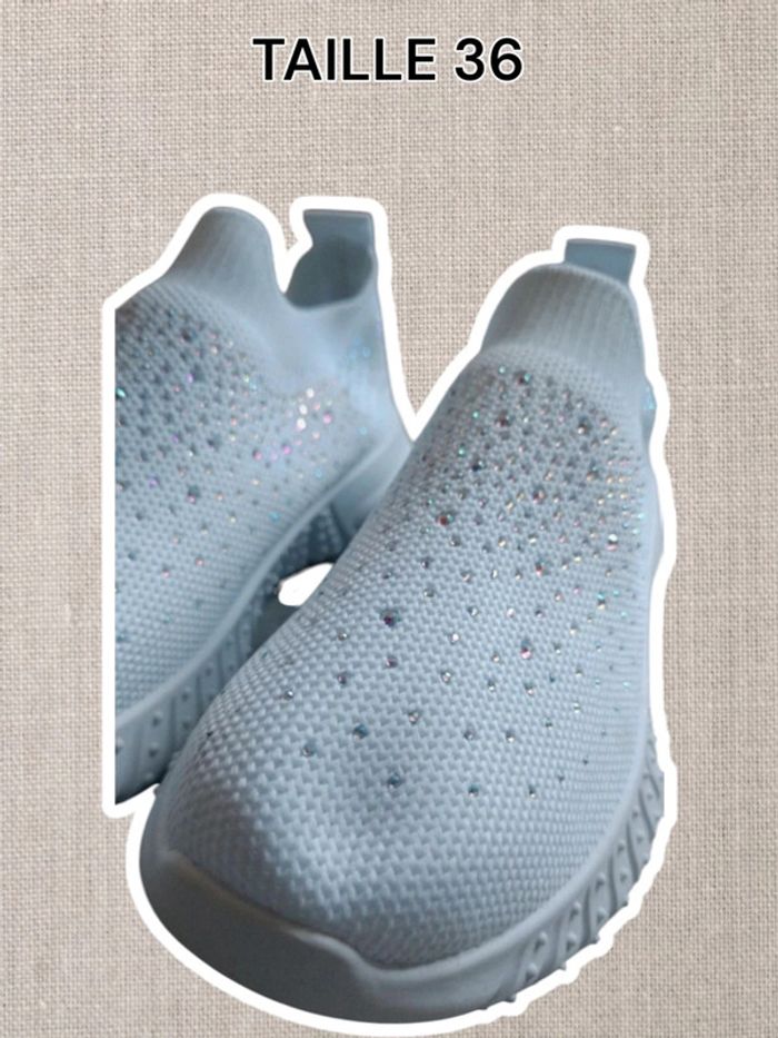 Magnifique chaussures blanches à strass - Taille 36 - Neuf - photo numéro 3