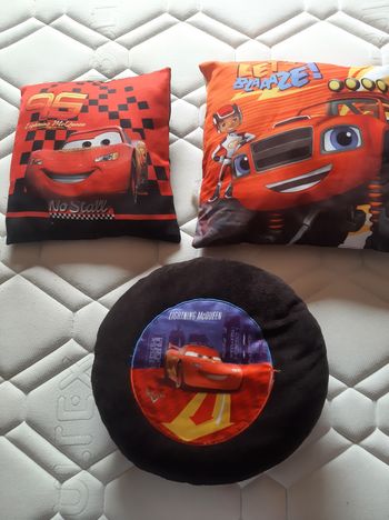 3 coussins