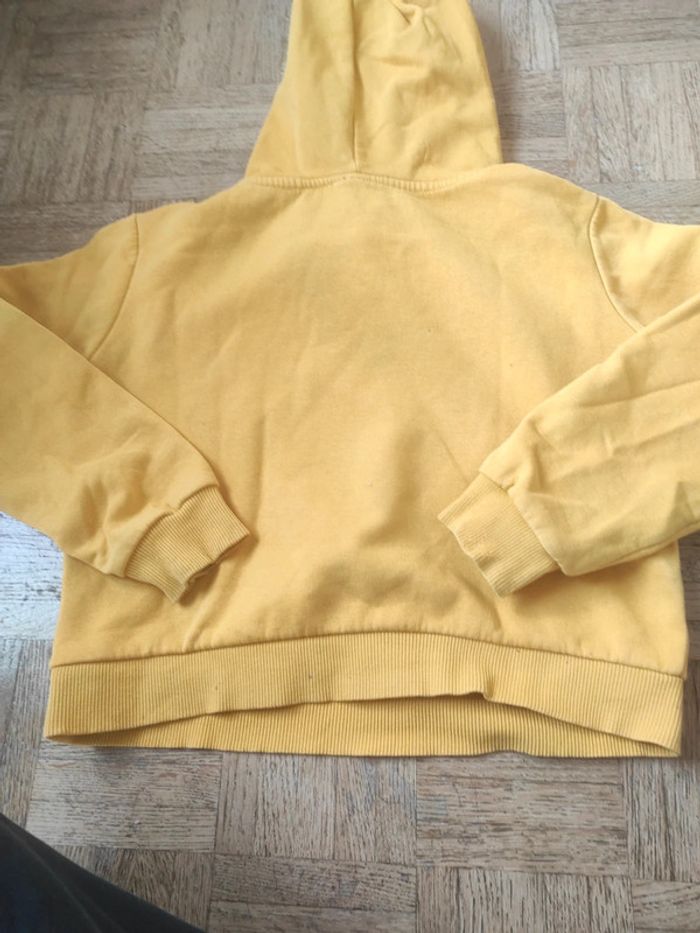 Pull Mickey 8 ans - photo numéro 3