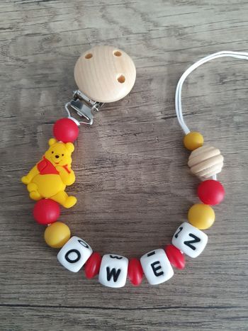 Attache tétine personnalisée Winnie 