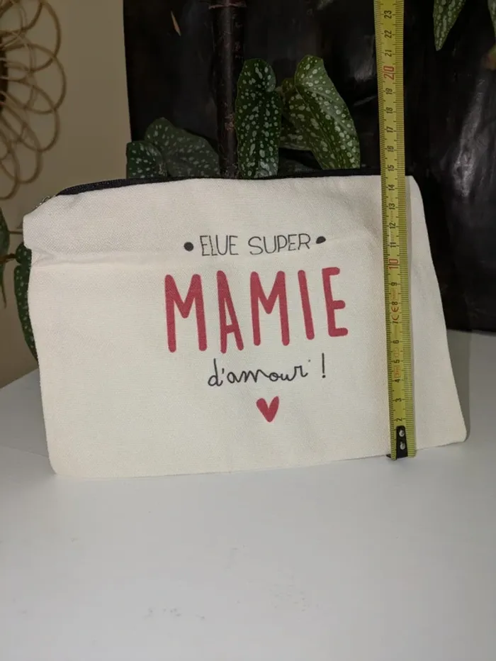 Tote bag + pochette assortie "Élue super mamie d’amour" idée cadeau - photo numéro 5