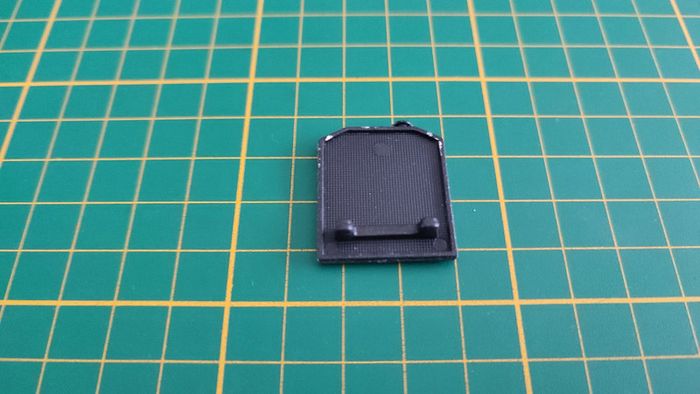 Radiateur pièce détachée miniature Maisto Bmw 502 1955 1/18 1/18e 1/18ème #C63 - photo numéro 2