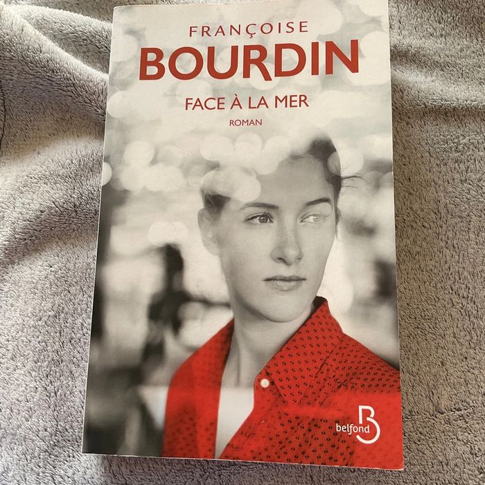 #face à la mer Francoise Bourdin - photo numéro 2