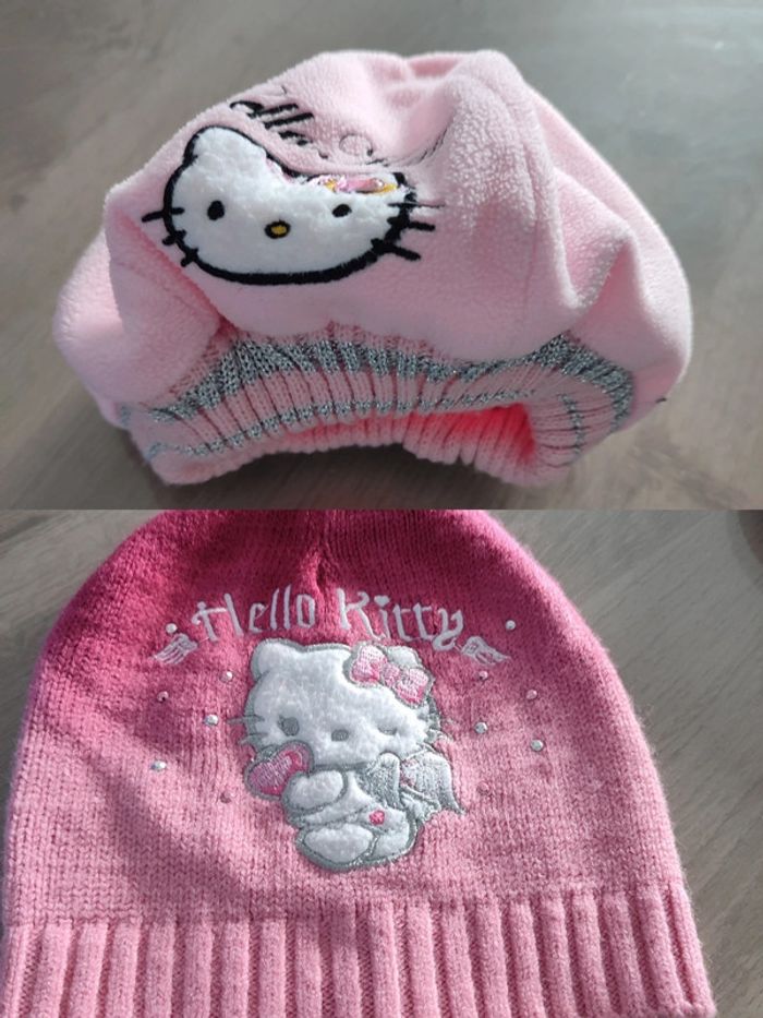 Lot de 2 bonnets Hello Kitty