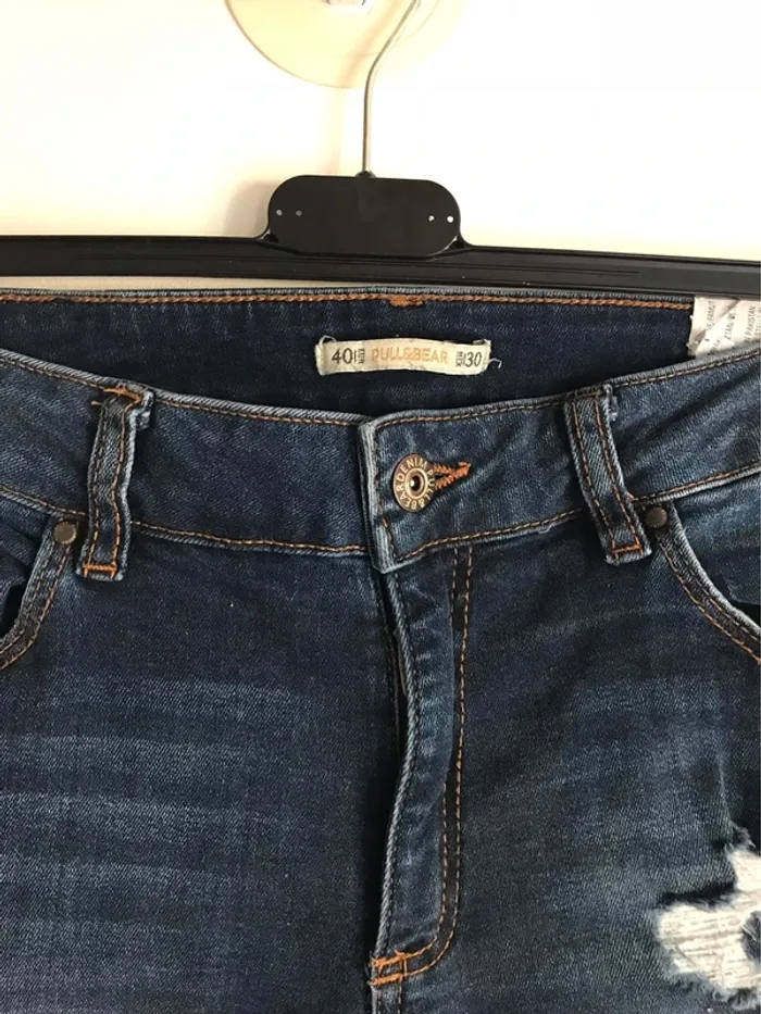 Jeans Pull and Bear a trous skinny taille 38 - photo numéro 2