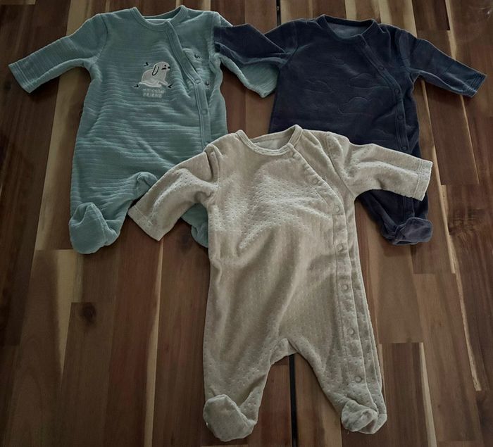 Lot 3 Pyjamas Kiabi