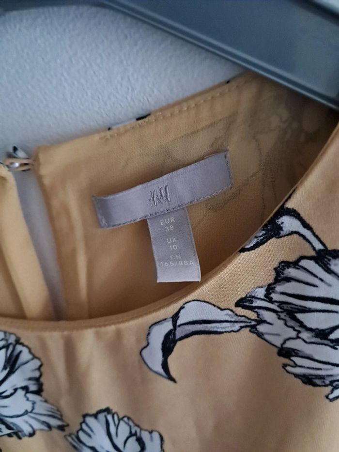 Robe fleuri h&m - photo numéro 3