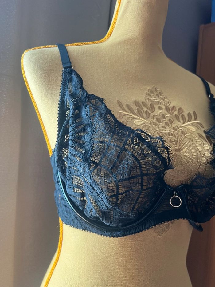 Soutien gorge 100D sexy dentelle cuir - photo numéro 3