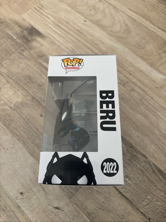 Funko Pop Beru Solo Leveling #2022 Glow in the Dark - photo numéro 3
