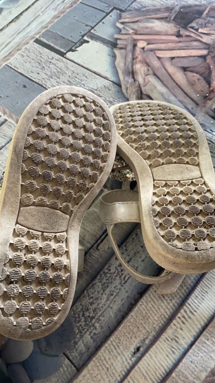 Sandales argentées - photo numéro 3