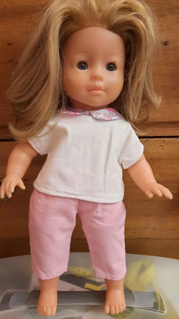 Vetement poupee  corolle