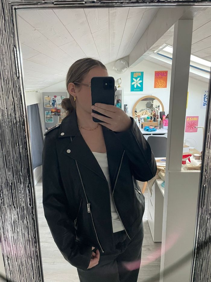 Veste en simili cuir tendance - photo numéro 4