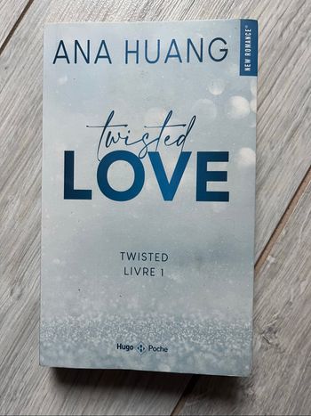 Livre Twisted love