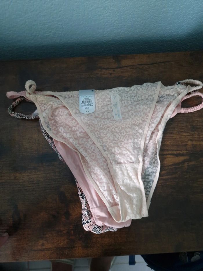 Lot de 3 culottes de bain neuves